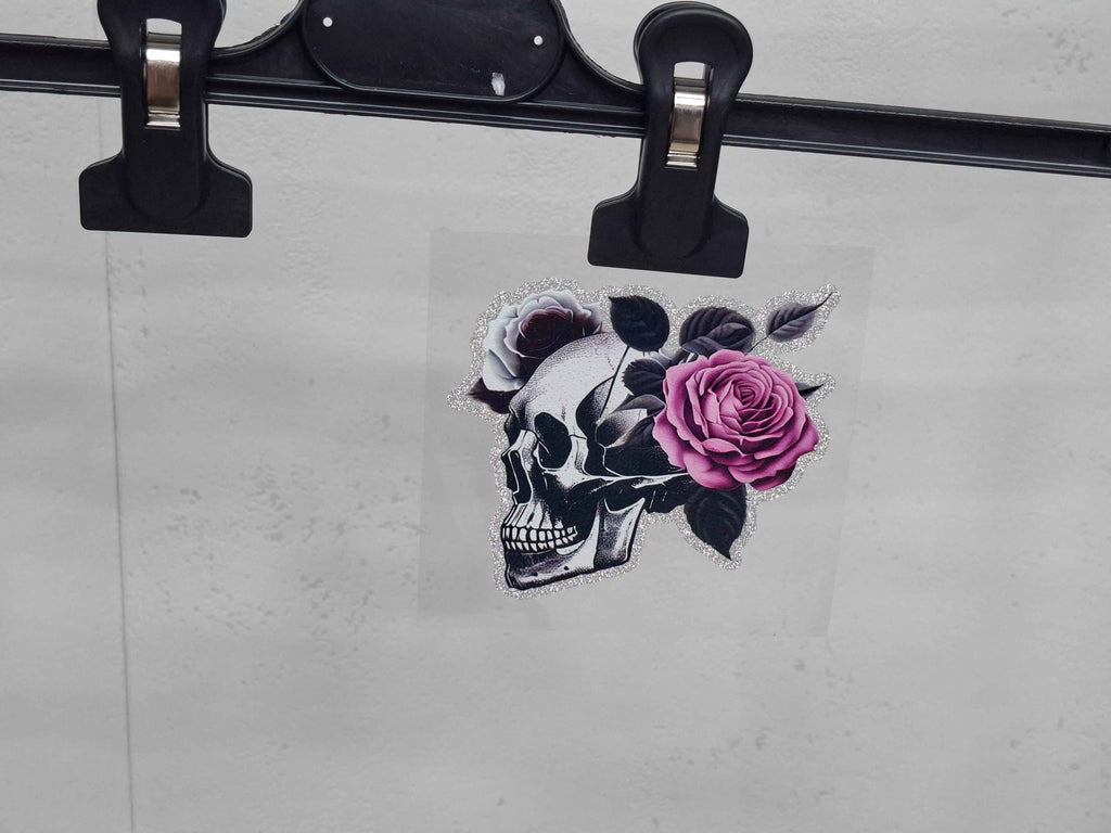 Trinkbecher mit Deckel und Strohhalm in Schwarz – Einzigartige Designs für jeden Anlass - Nicky's Kleiderstuebchen